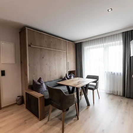 Frau Gans - Pure Mountain Apartments Saalbach-Hinterglemm Zewnętrze zdjęcie
